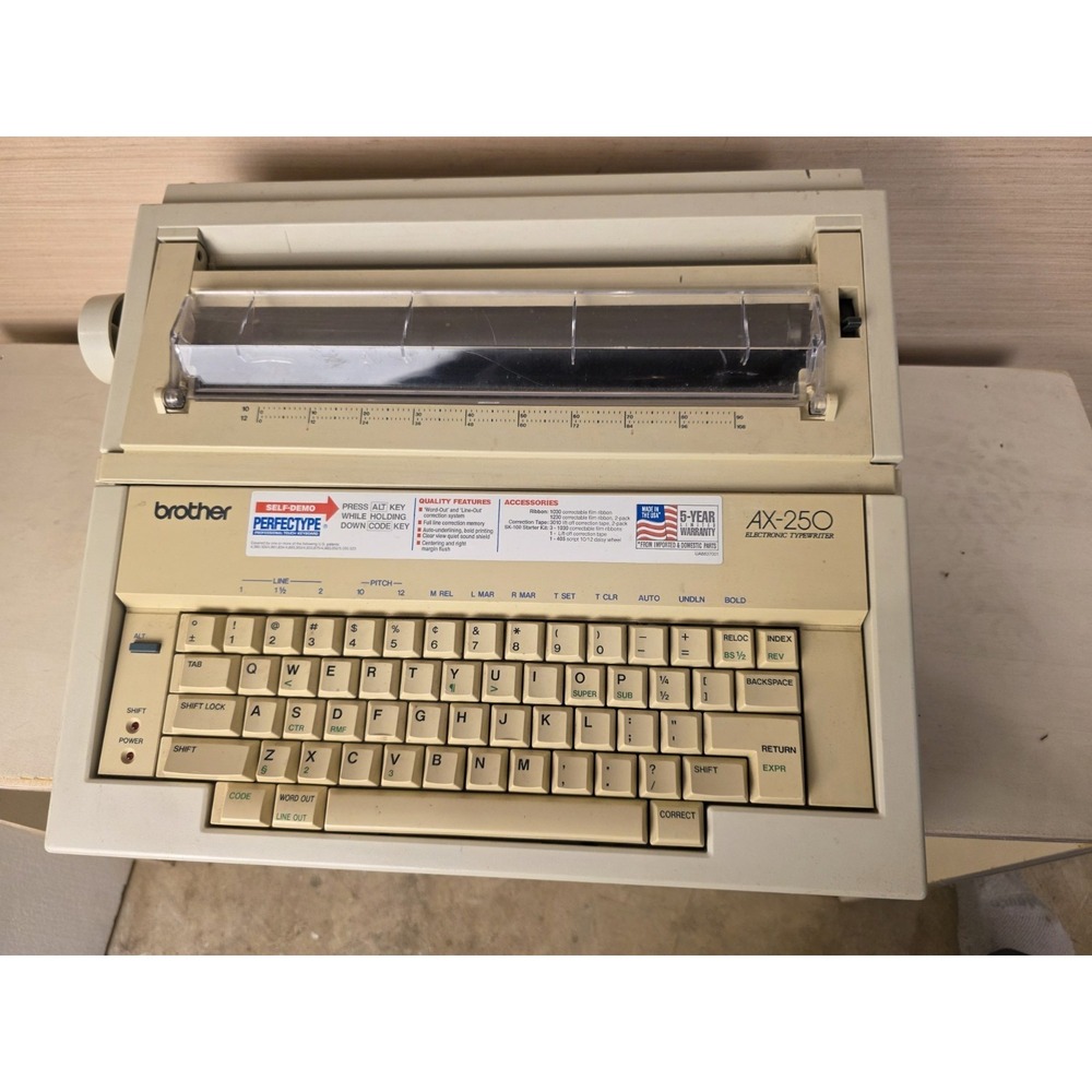 Brother AX-250 Electronic Typewriter Portable TESTED WORKS EXCELLENT COND.